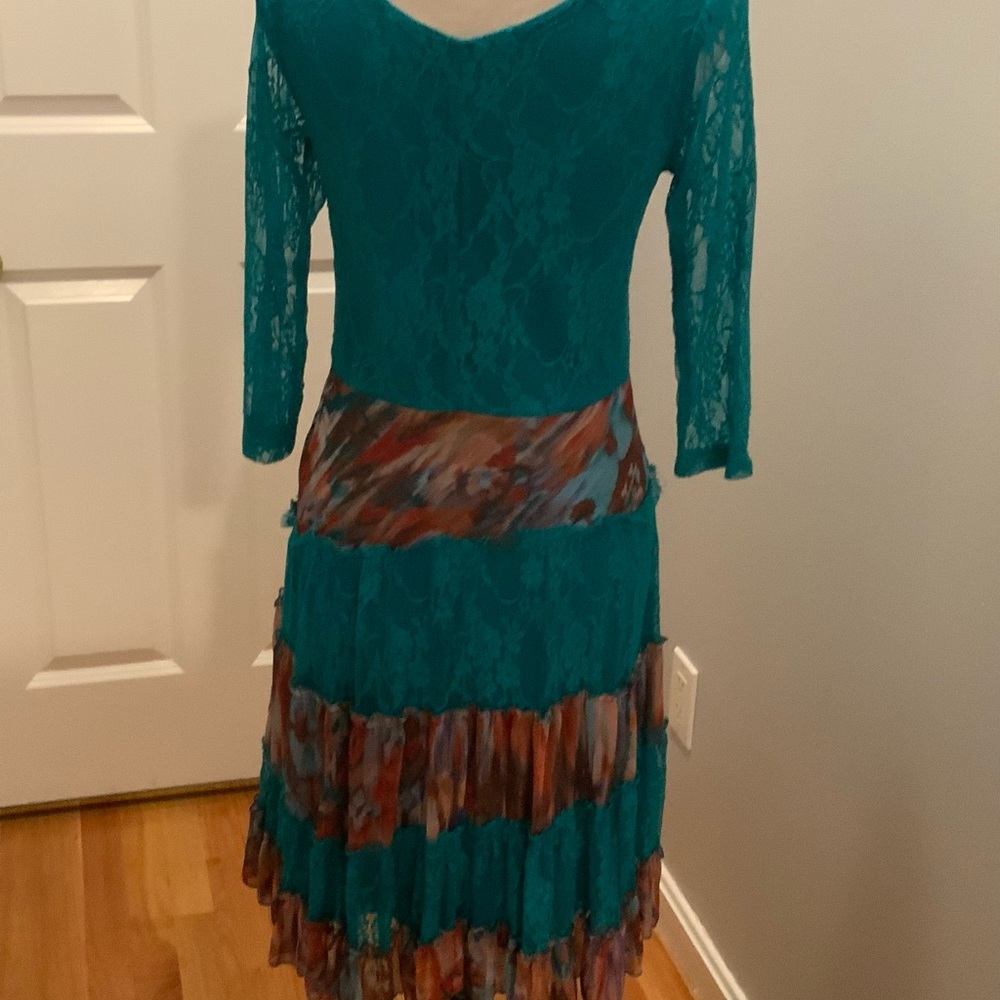 BRAND NEW Lovely aqua dress, long sleeves with multicolored skirt section.M - Picture 2 of 10
